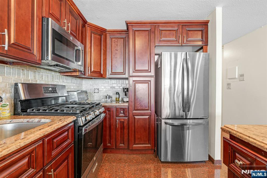 $399,000 Condo