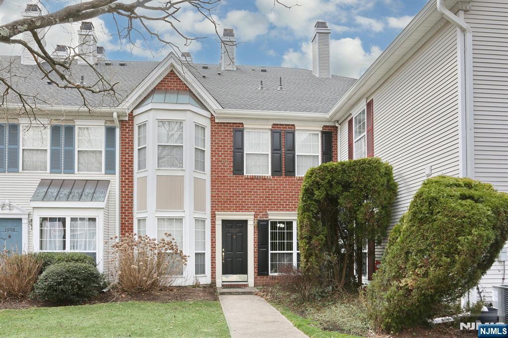 MLS Number 25010144 2 bed 2 bath Condo/Coop/Townhouse Property for