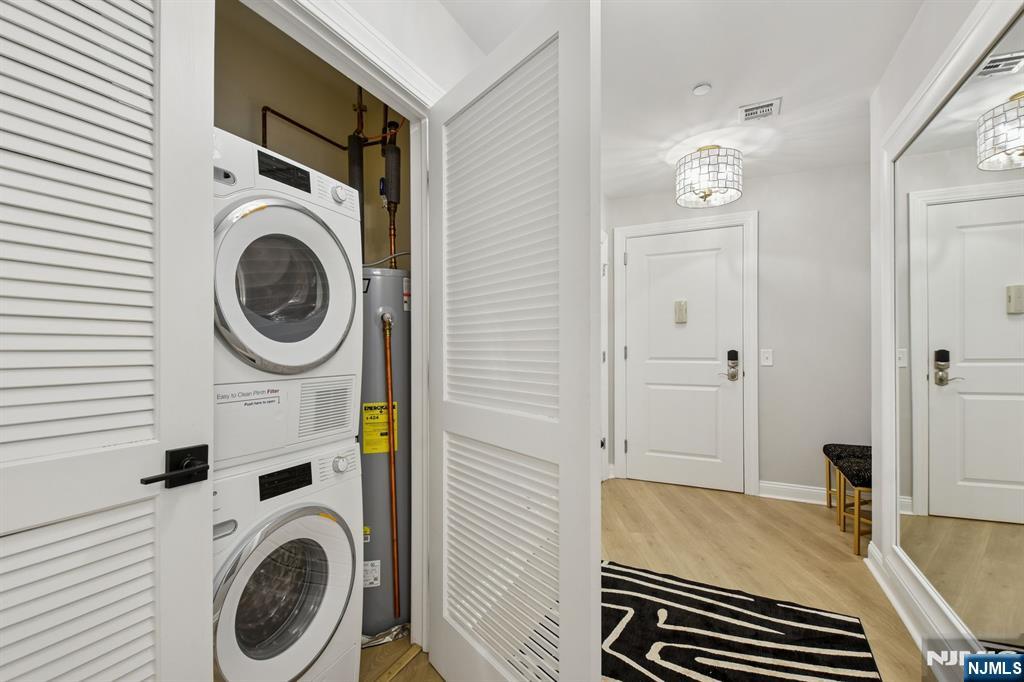 Homes for sale in Montclair, NJ | 48 Park St, Montclair, NJ 07042 | MLS# 25010335