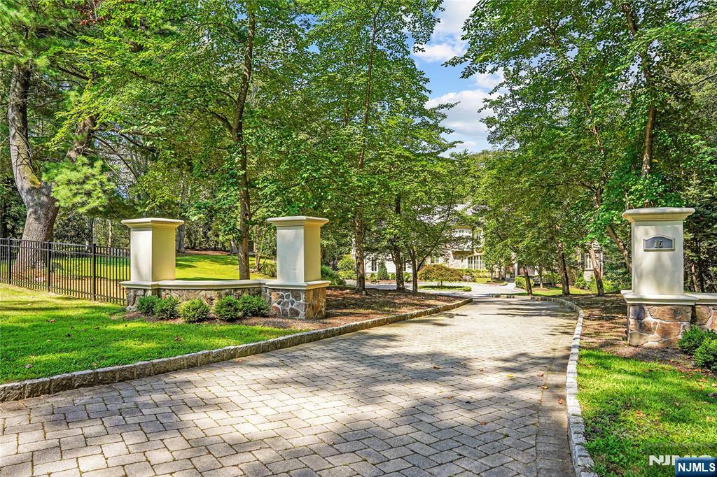 Homes for sale in Saddle River, NJ | 15 N Church Rd, Saddle River, NJ 07458 | MLS# 25010602