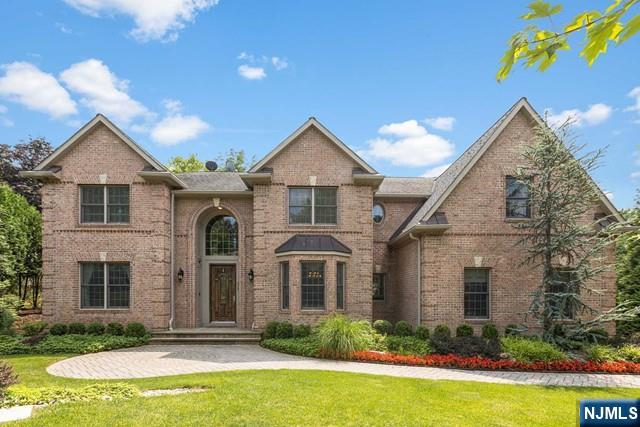 Homes for sale in Closter, NJ | 358 Ruckman Rd, Closter, NJ 07624 | MLS# 25010611