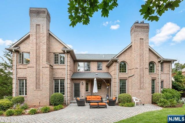 Homes for sale in Closter, NJ | 358 Ruckman Rd, Closter, NJ 07624 | MLS# 25010611