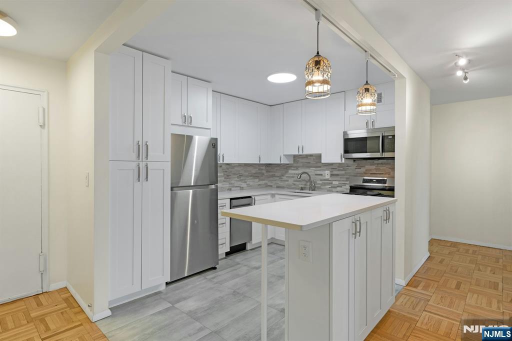 $495,000 Condo