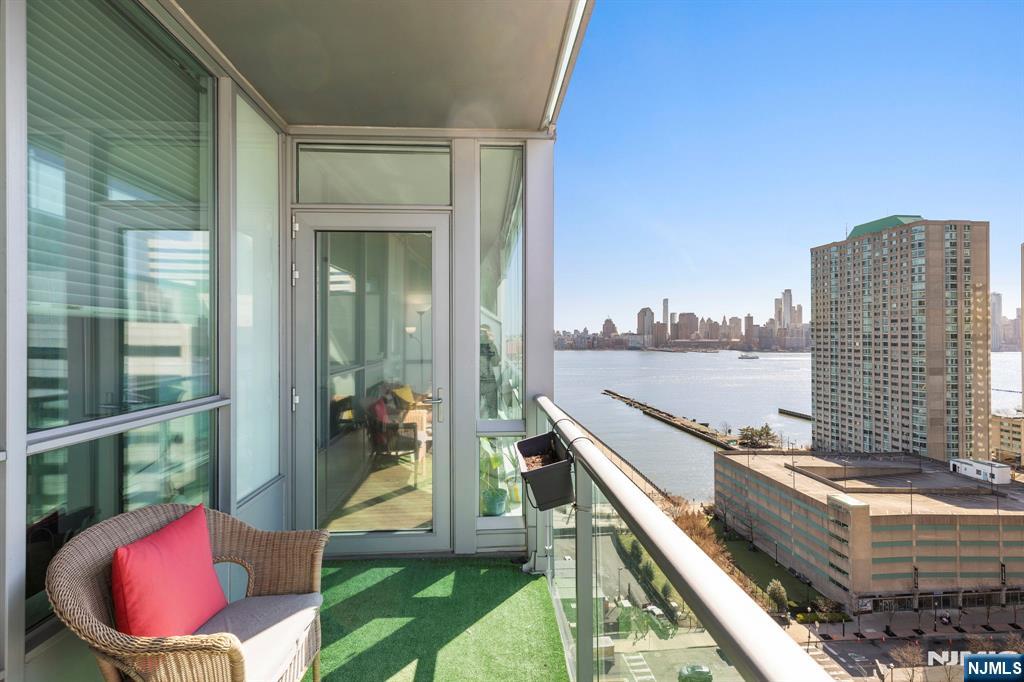 $749,000 Condo