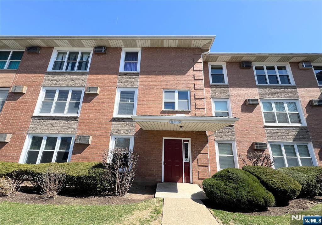 $408,000 Condo