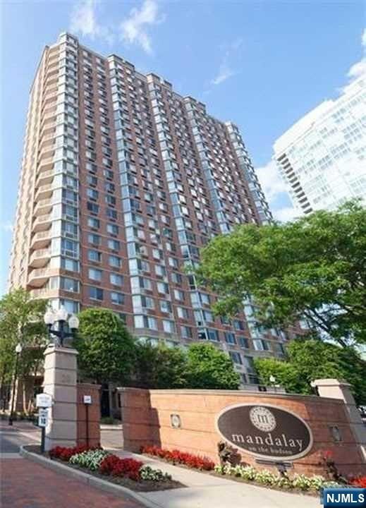 $1,100,000 Condo