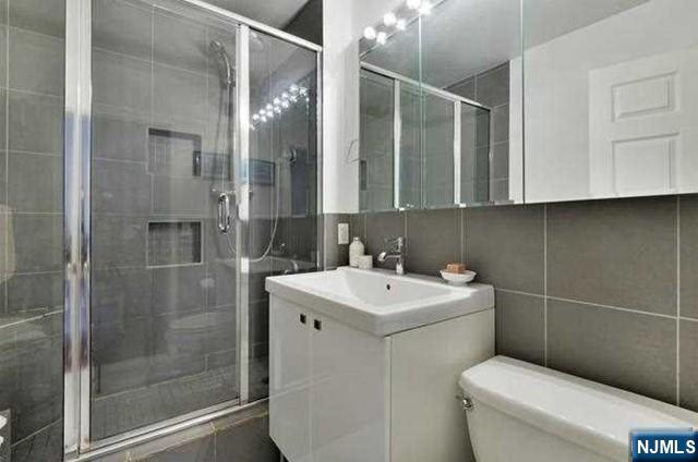 Homes for sale in Jersey City, NJ | 20 2Nd St #2002, Jersey City, NJ 07302 | MLS# 25010979