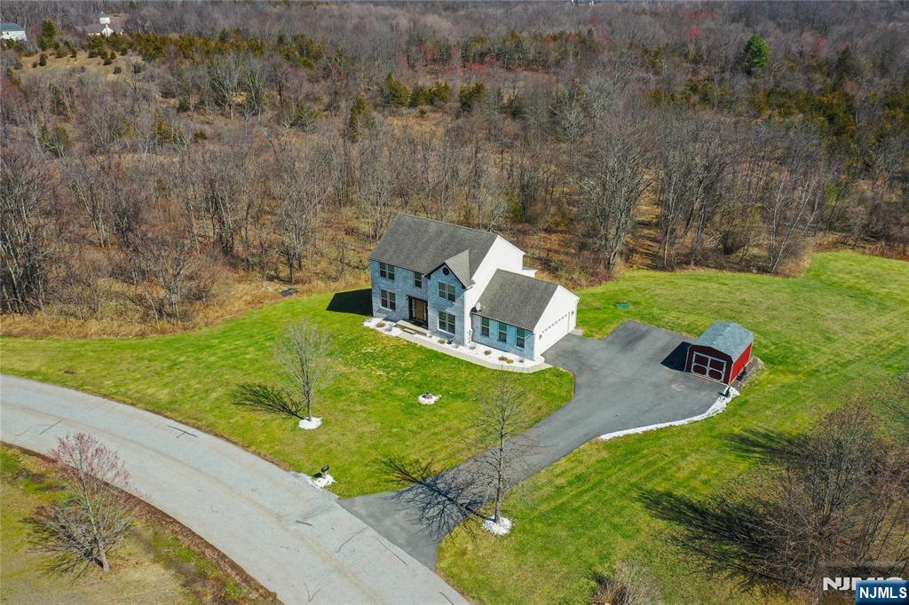 Homes for sale in Sussex, NJ | 5 Sterling Dr, Sussex, NJ 07461 | MLS# 25011051