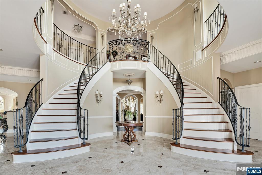 Homes for sale in Caldwell, NJ | 11 Rickland Dr, Caldwell, NJ 07006 | MLS# 25011092