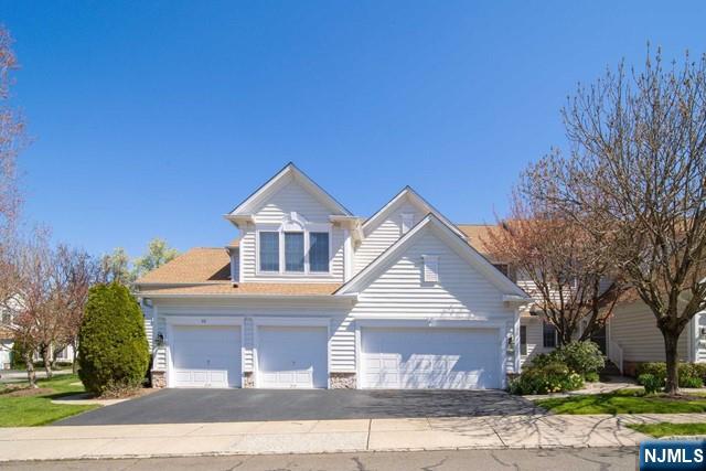 $985,000 Condo