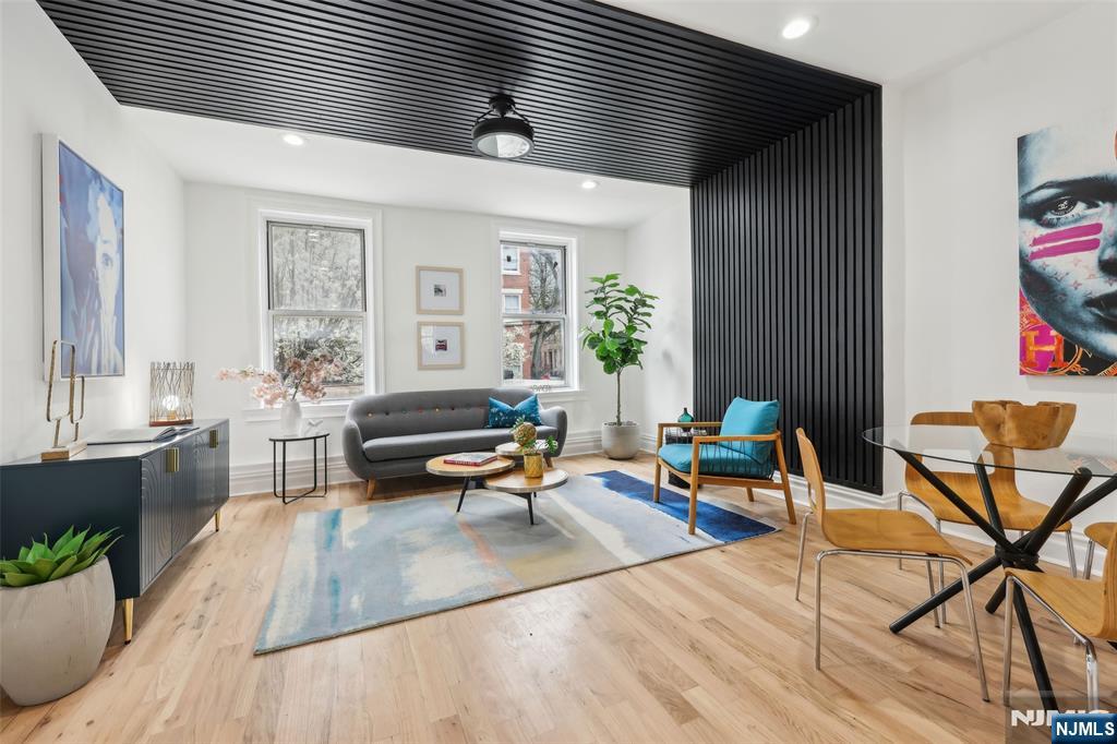 $749,000 Condo