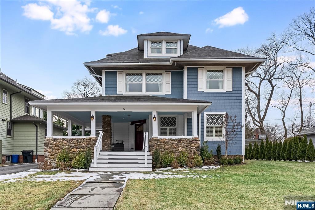 $2,100,000 Colonial