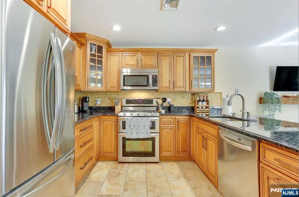 Homes for sale in U.S | 1 Arnold Palmer Ct, | MLS# 25011829