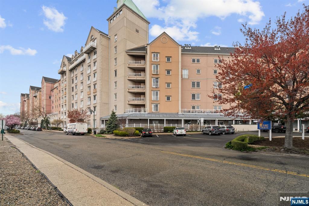 $345,000 Condo