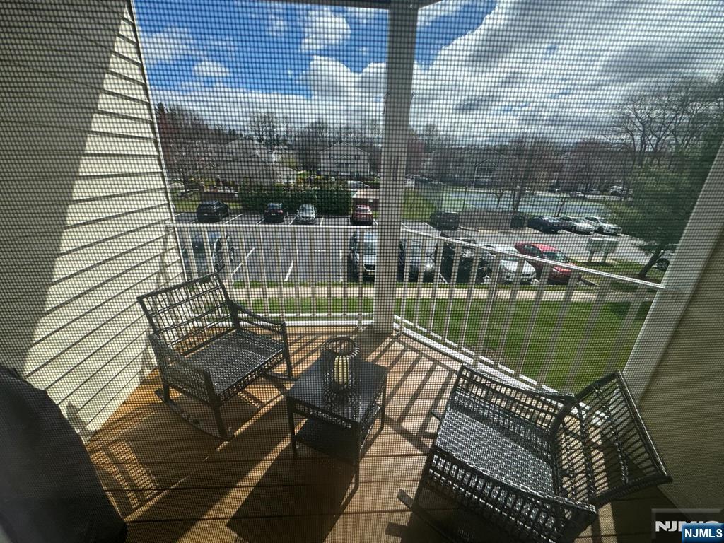 888 Tuliptree, Mahwah, NJ 07430 Listing Photo  14