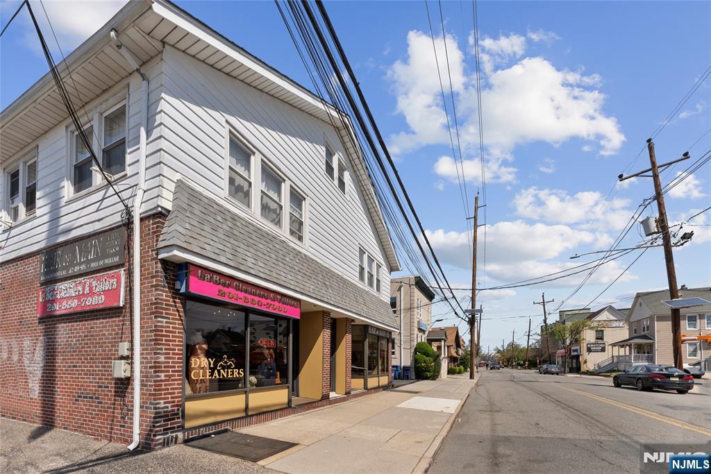 HACKENSACK Properties