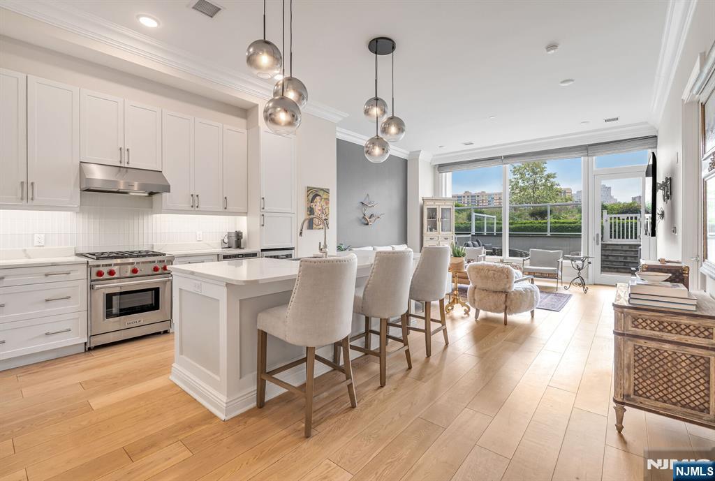 $1,899,000 Townhouse