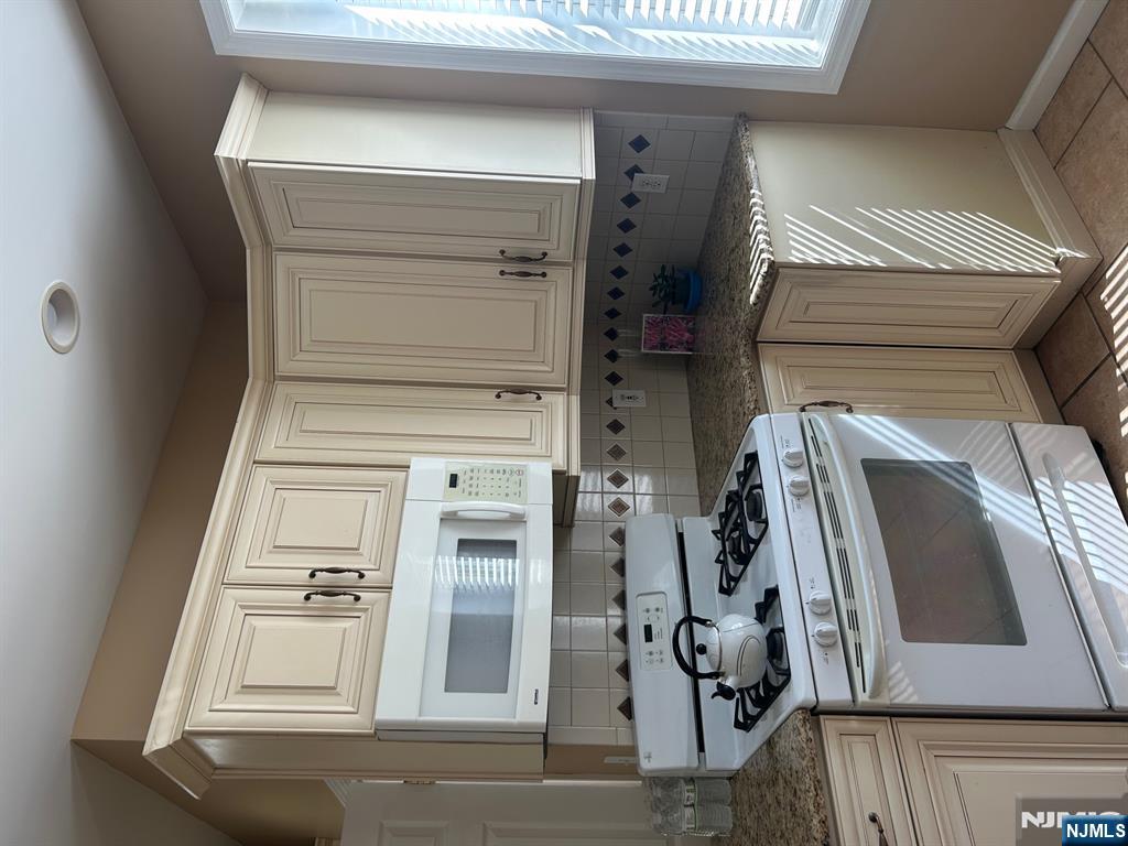 Homes for sale in Ridgewood, NJ | 222 Broad St #16, Ridgewood, NJ 07450 | MLS# 25012792