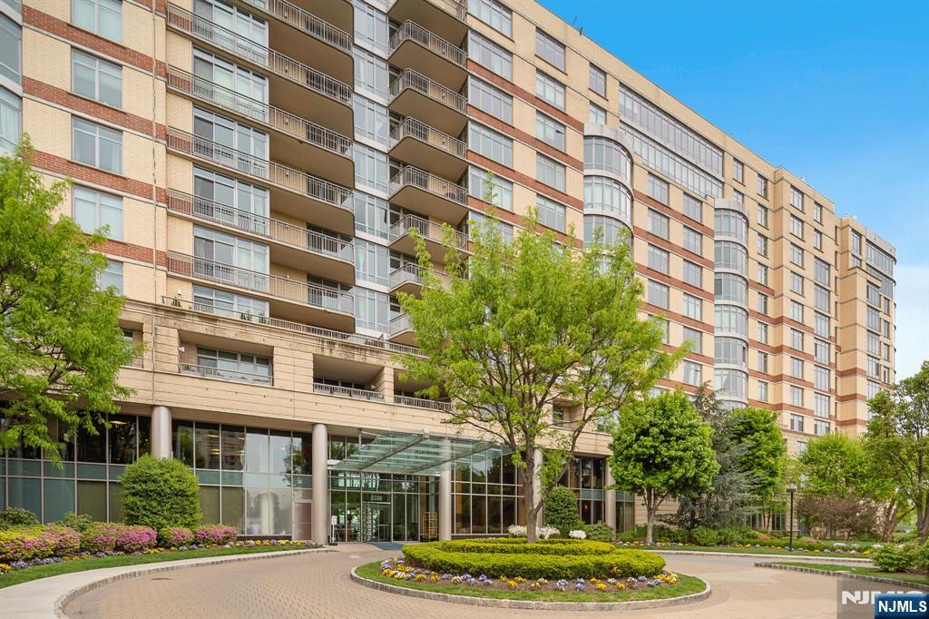 Homes for sale in North Bergen, NJ | 8100 River Rd #1013, North Bergen, NJ 07047 | MLS# 25012925