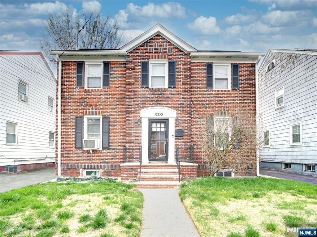 $545,000 Colonial