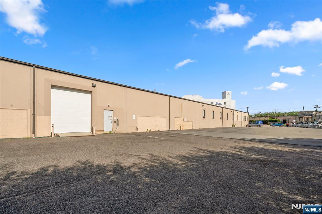 HACKENSACK Properties
