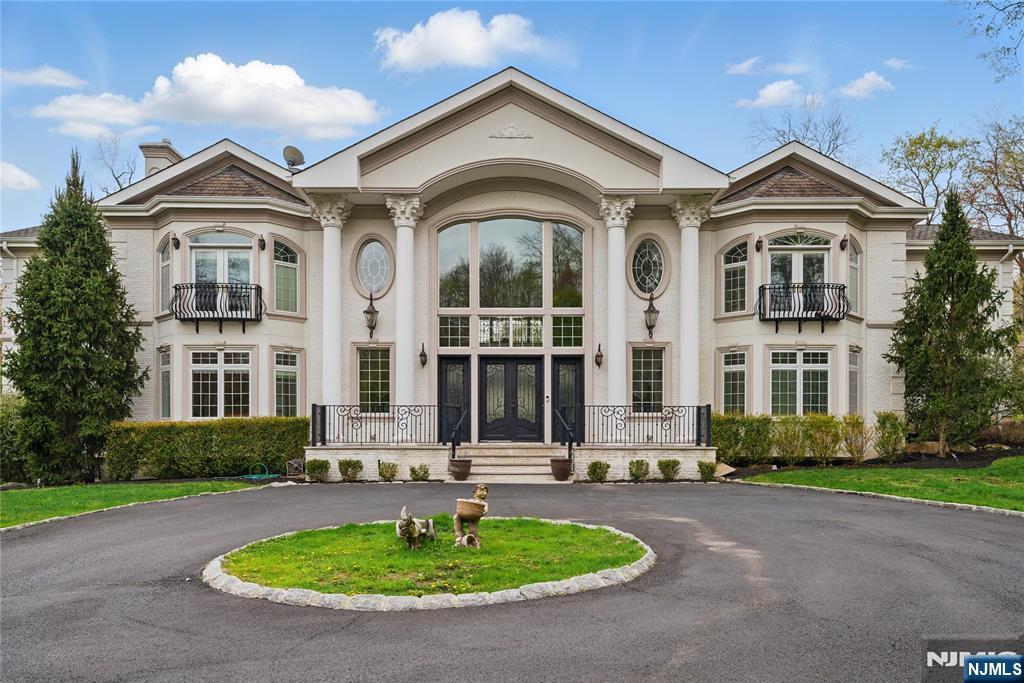 24 Burning Hollow Road, Saddle River, NJ 07458 Listing Photo  0