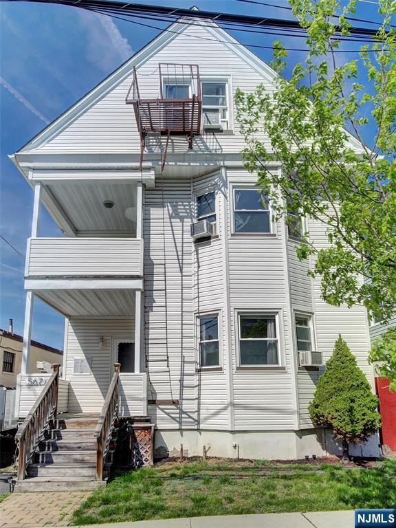 Homes for sale in Orange, NJ | 567 Mcchesney St, Orange, NJ 07050 | MLS# 25013469