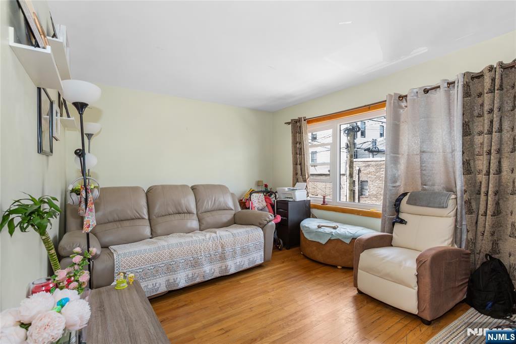 Homes for sale in Harrison, NJ | 1 Kingsland Ave, Harrison, NJ 07029 | MLS# 25013591