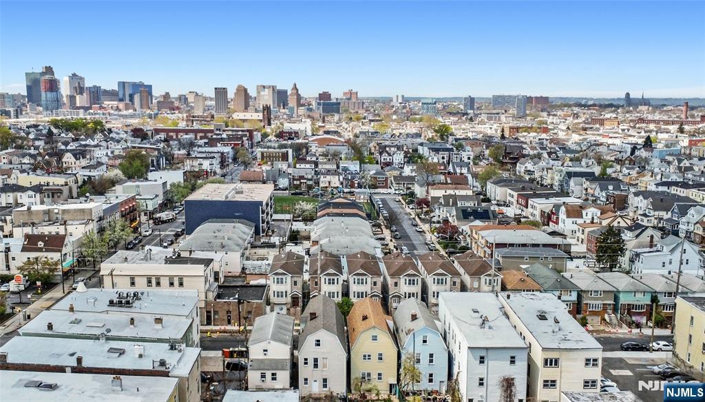 Homes for sale in Harrison, NJ | 1 Kingsland Ave, Harrison, NJ 07029 | MLS# 25013591