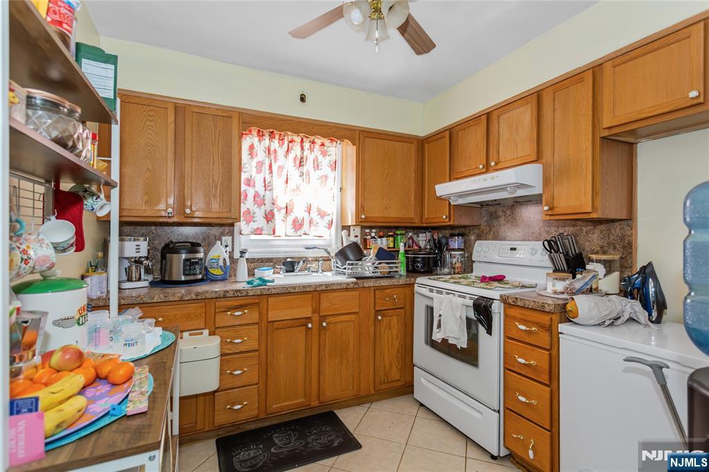 Homes for sale in Harrison, NJ | 1 Kingsland Ave, Harrison, NJ 07029 | MLS# 25013591