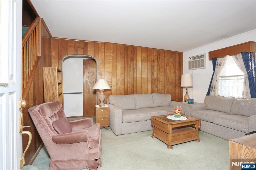 Homes for sale in Wanaque, NJ | 32 Smith Ave, Wanaque, NJ 07420 | MLS# 25013608