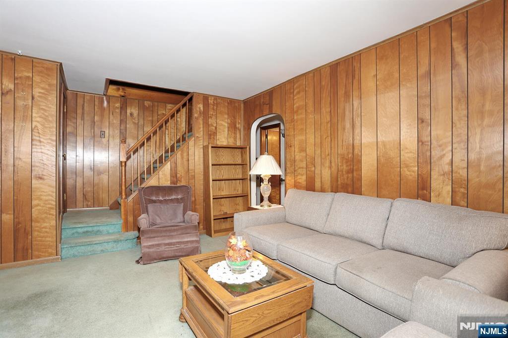 Homes for sale in Wanaque, NJ | 32 Smith Ave, Wanaque, NJ 07420 | MLS# 25013608