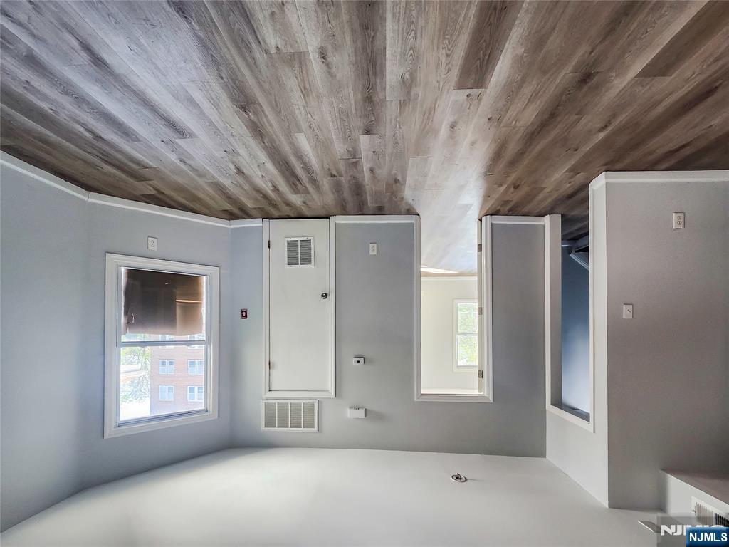 Homes for sale in East Orange, NJ | 171 Burnett St, East Orange, NJ 07018 | MLS# 25014032