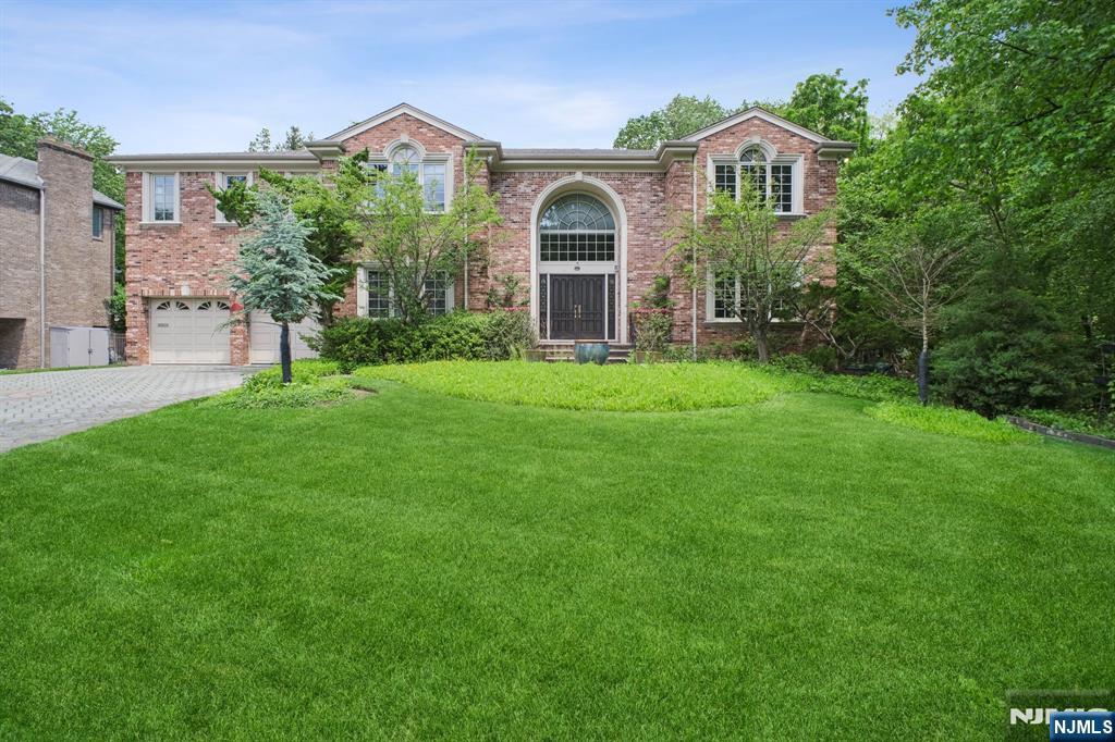 ENGLEWOOD CLIFFS Properties