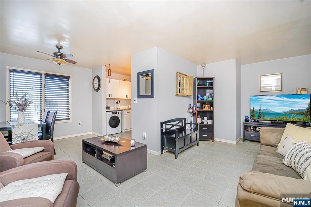 $299,900 Condo