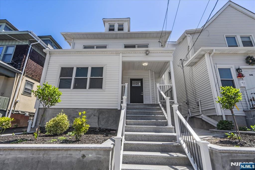 Homes for sale in Irvington, NJ | 1026 Grove St, Irvington, NJ 07111 | MLS# 25014514