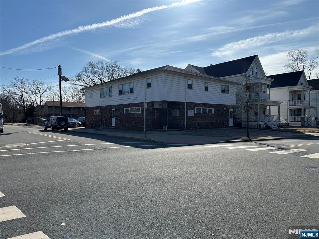 Passaic St at River Dr, 1 Passaic St, Garfield, NJ 07026, US - MapQuest, image size:1024x768