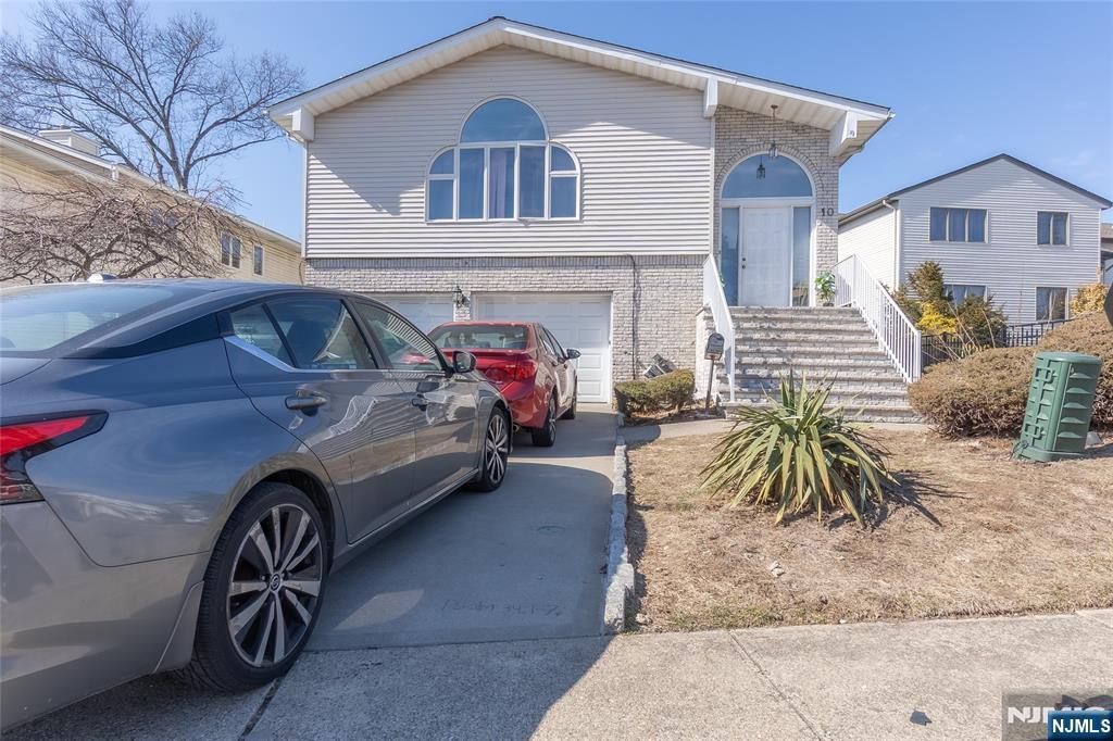 ELMWOOD PARK Properties
