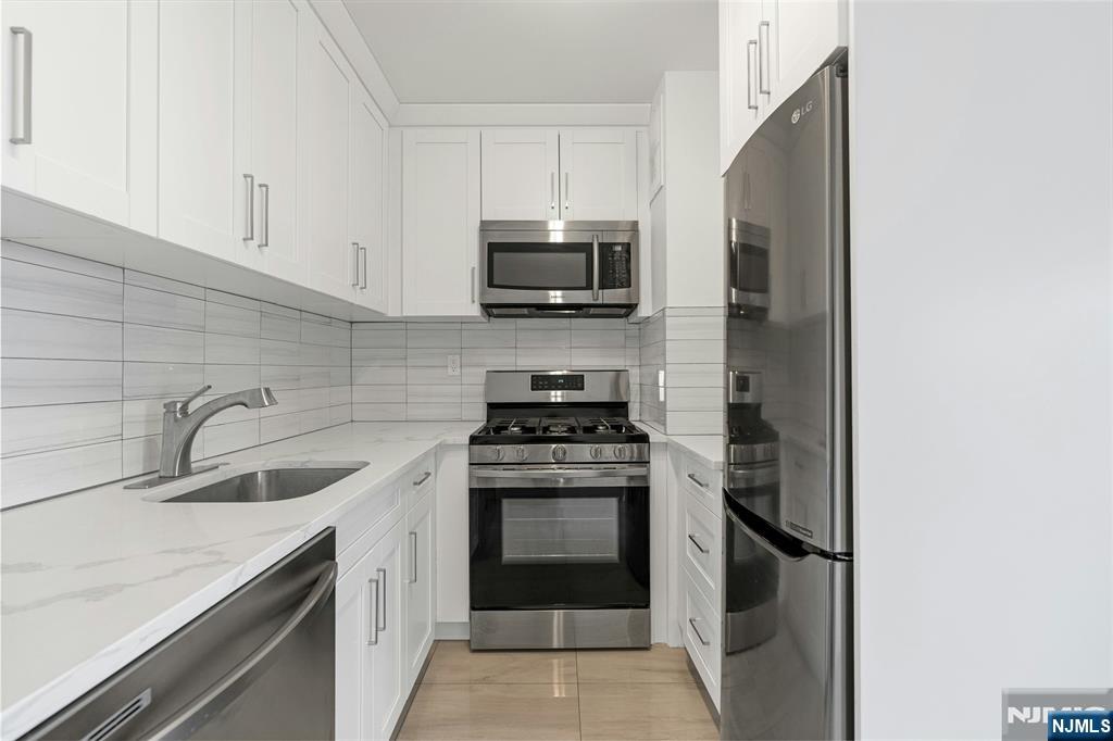 $399,999 Condo