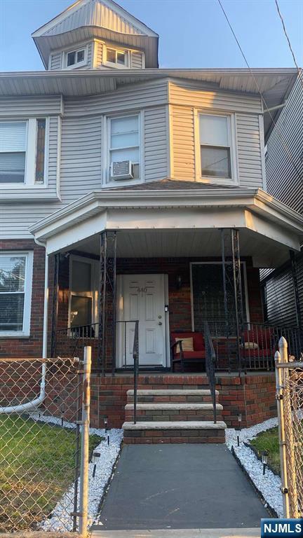 $659,000 Colonial