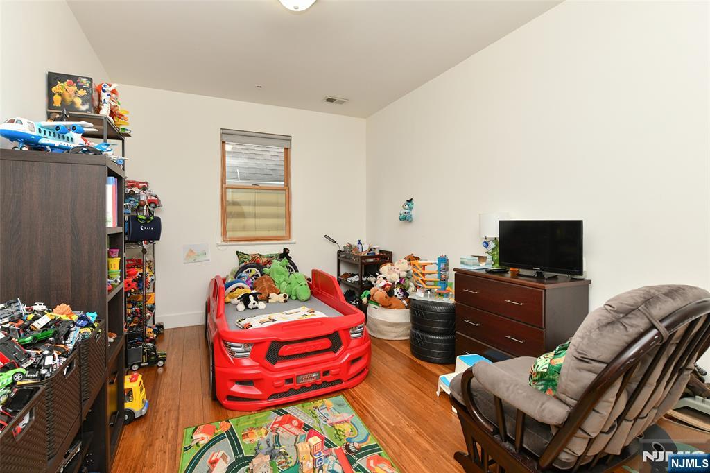 Homes for sale in Jersey City, NJ | 1957 Kennedy Blvd, Jersey City, NJ 07305 | MLS# 25014839