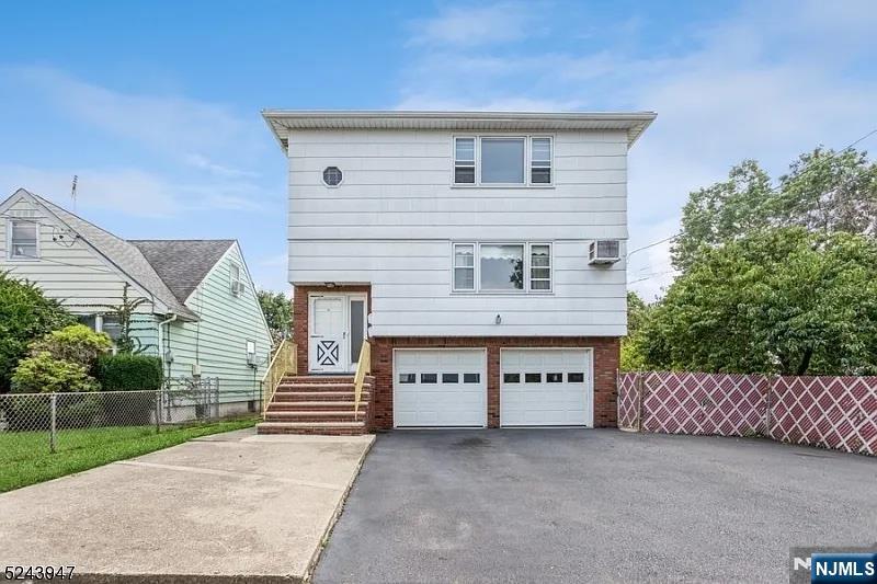 ELMWOOD PARK Properties