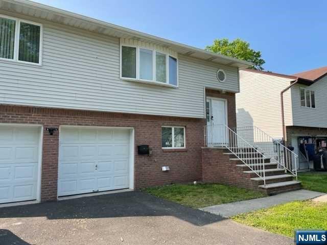 ELMWOOD PARK Properties
