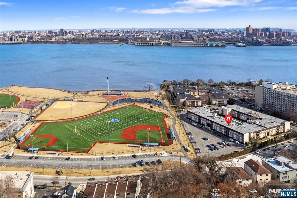 $394,999 Condo