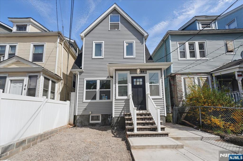 $474,000 Colonial