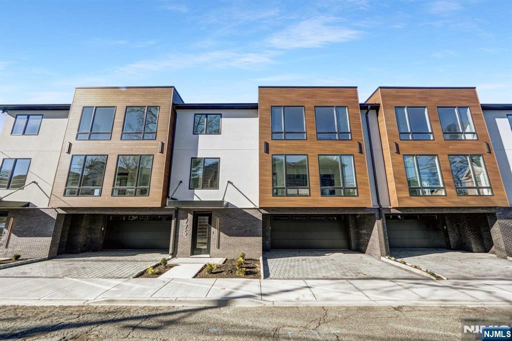 CLIFFSIDE PARK Properties