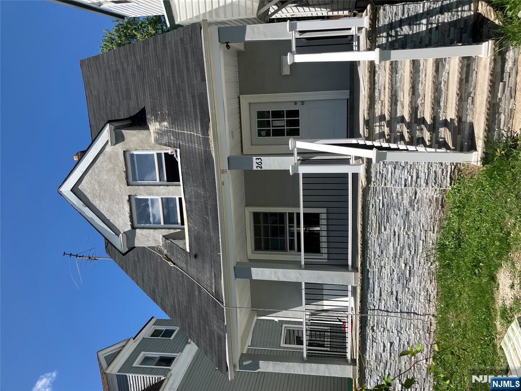 Homes for sale in East Orange, NJ | 263 Halsted St, East Orange, NJ 07018 | MLS# 25015666