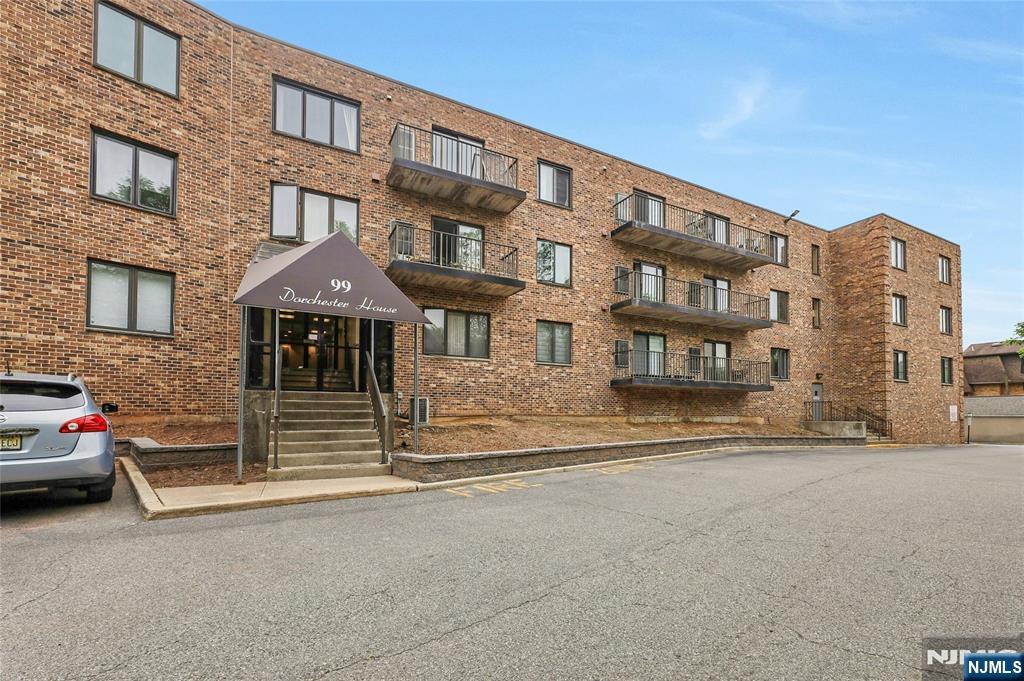 Homes for sale in Ridgefield Park, NJ | 99 Teaneck Rd #313, Ridgefield Park, NJ 07660 | MLS# 25015695