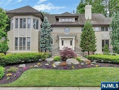 $2,850,000 Contemporary