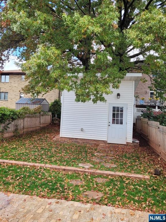 Homes for sale in Palisades Park, NJ | 213 Glen Ave, Palisades Park, NJ 07650 | MLS# 25015870